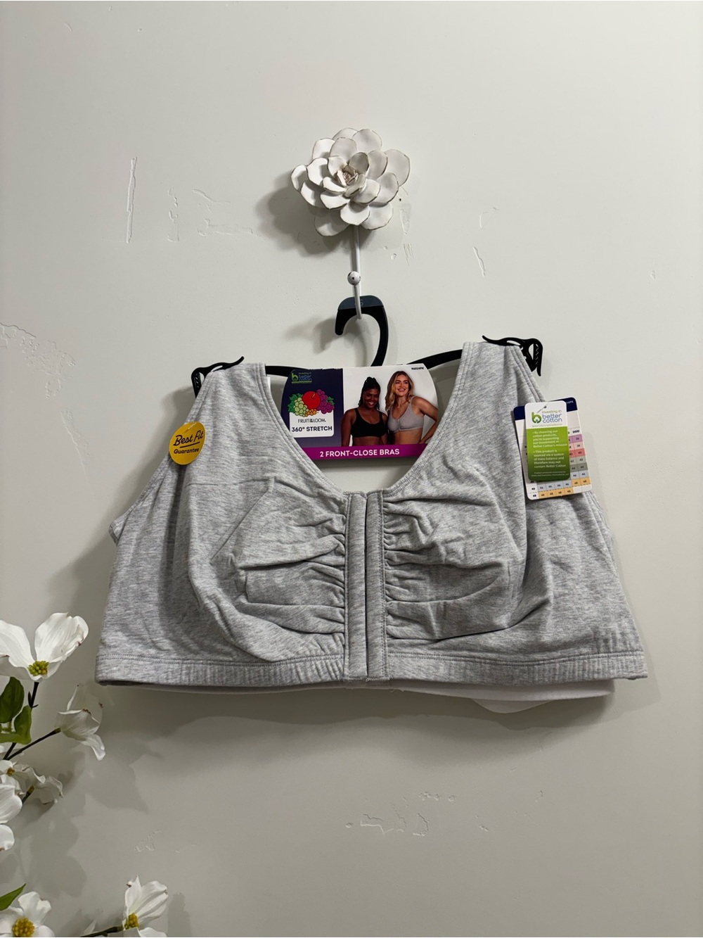 2 Front-Close Bras